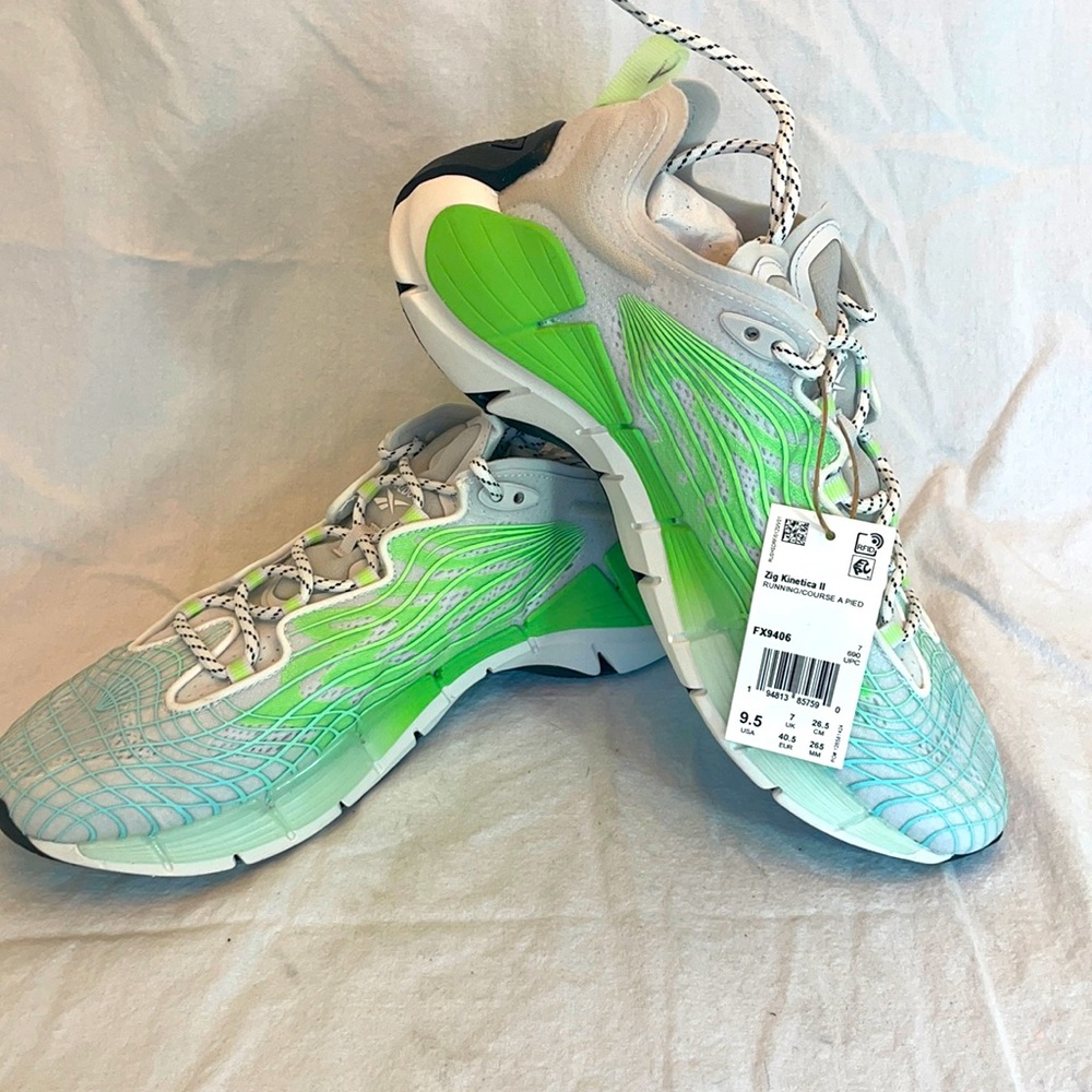 Reebok Women Zig Kinetica II Green Blue Size 9.5